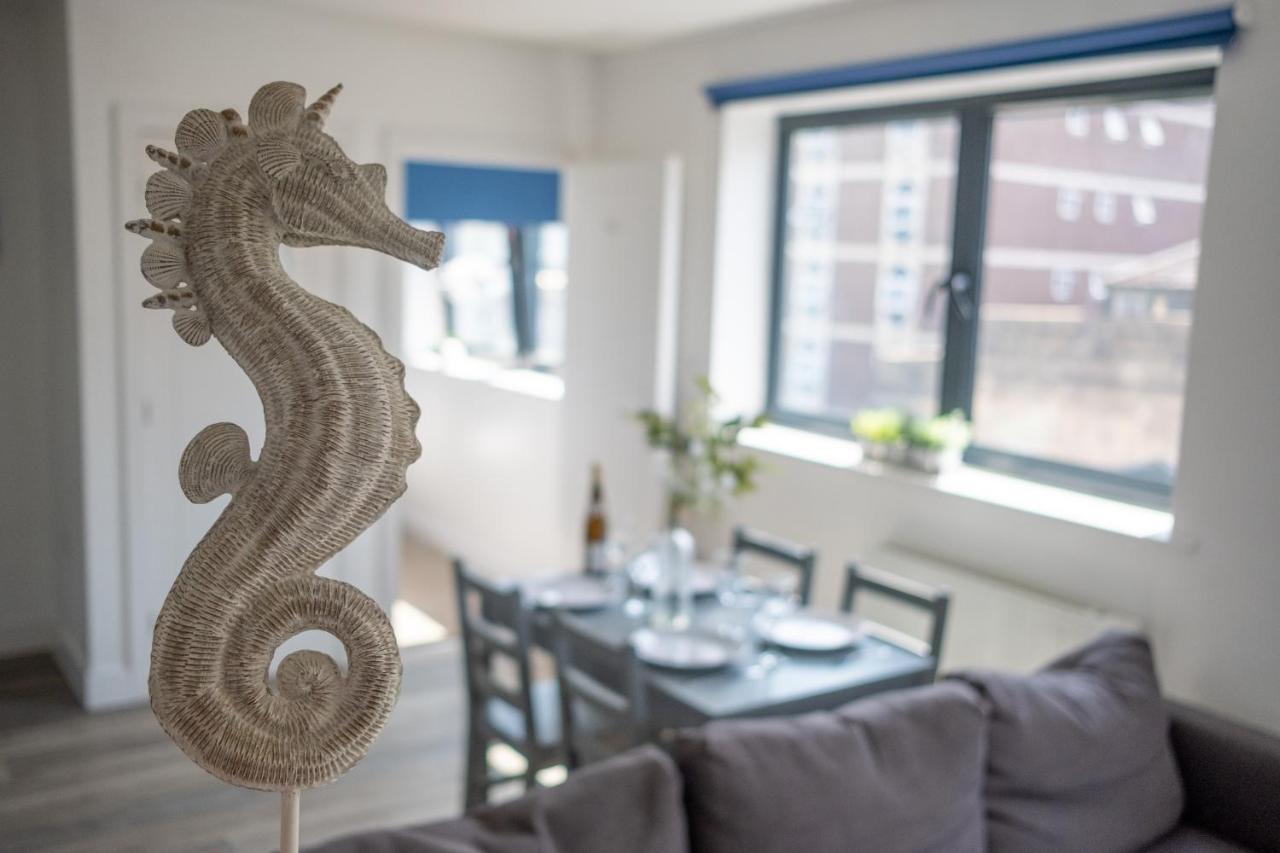 Modern One Bedroom Apartment In Town Centre & 4 Min To The Beach Bournemouth Dış mekan fotoğraf